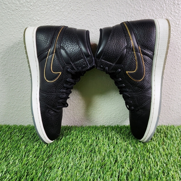 Nike Air Jordan 1 Retro High OG City of Flight Sneakers, Black/Gold, Size 11.5 - Picture 4 of 10